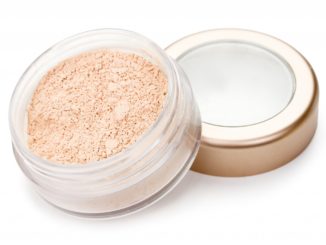 powder mineral makeup