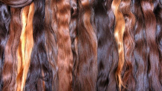 wavy hair with different shades of brown