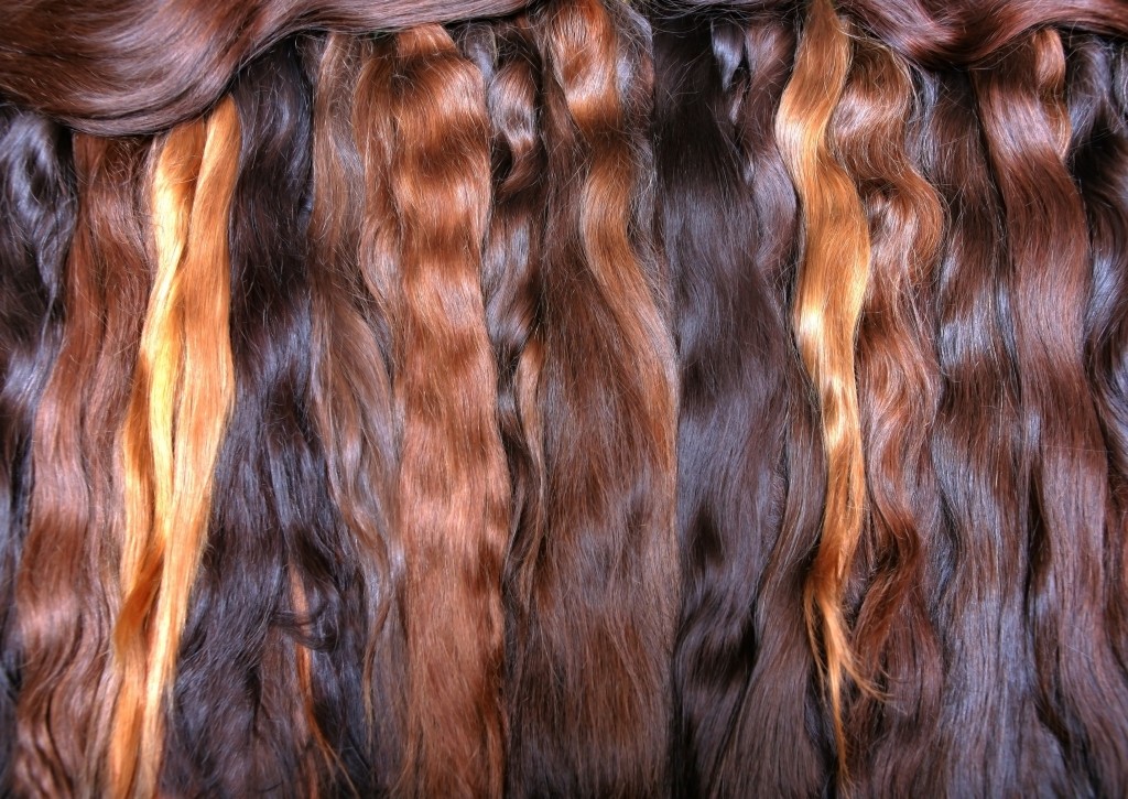 wavy hair with different shades of brown